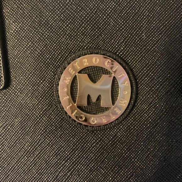 Metrocity - Picture 2 of 5